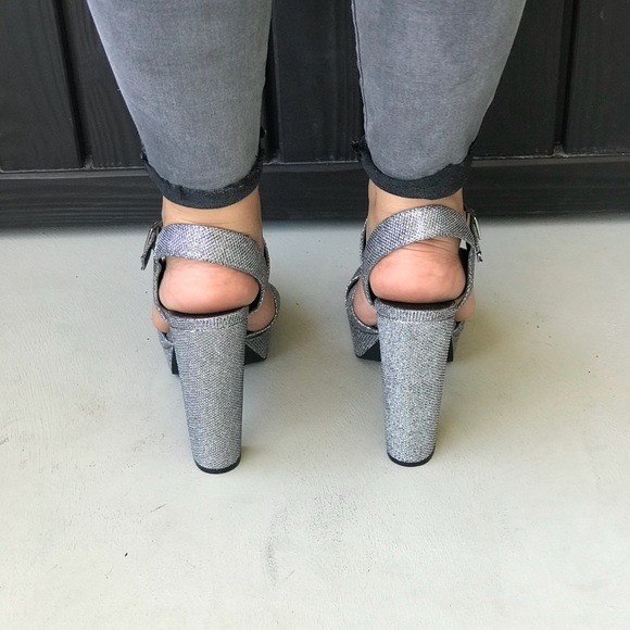 Chunky Heel Silver Platform Sandal - Picture 3 of 7